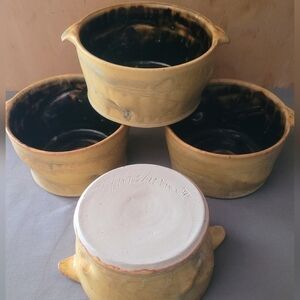 Handcrafted Ceramic Bowls - Black and Tan (4)